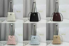 Picture of Dior Handbags _SKUfw239328015fw